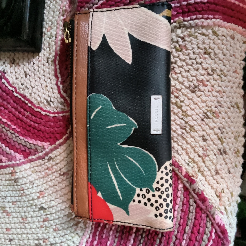 Fossil Wallet